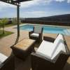 Die Terrasse der Villa Malt mit dem eigenen pool