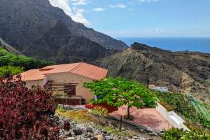 Casa "Piedra Bermeja"