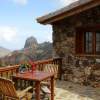 Grosse Terrasse mit Blick auf den Roque Canoins Tal