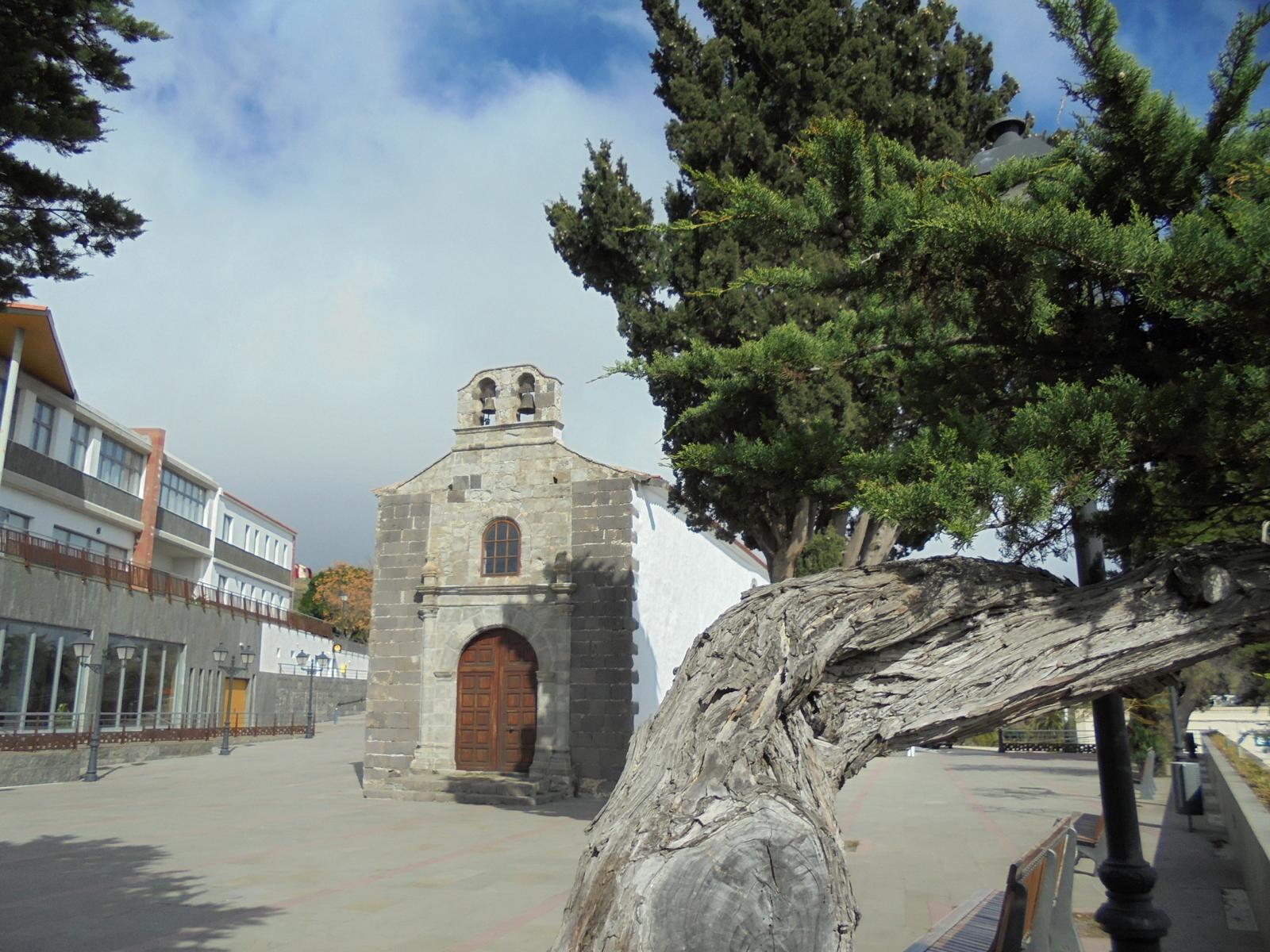 kirche-in-alajero-la-gomera.JPG