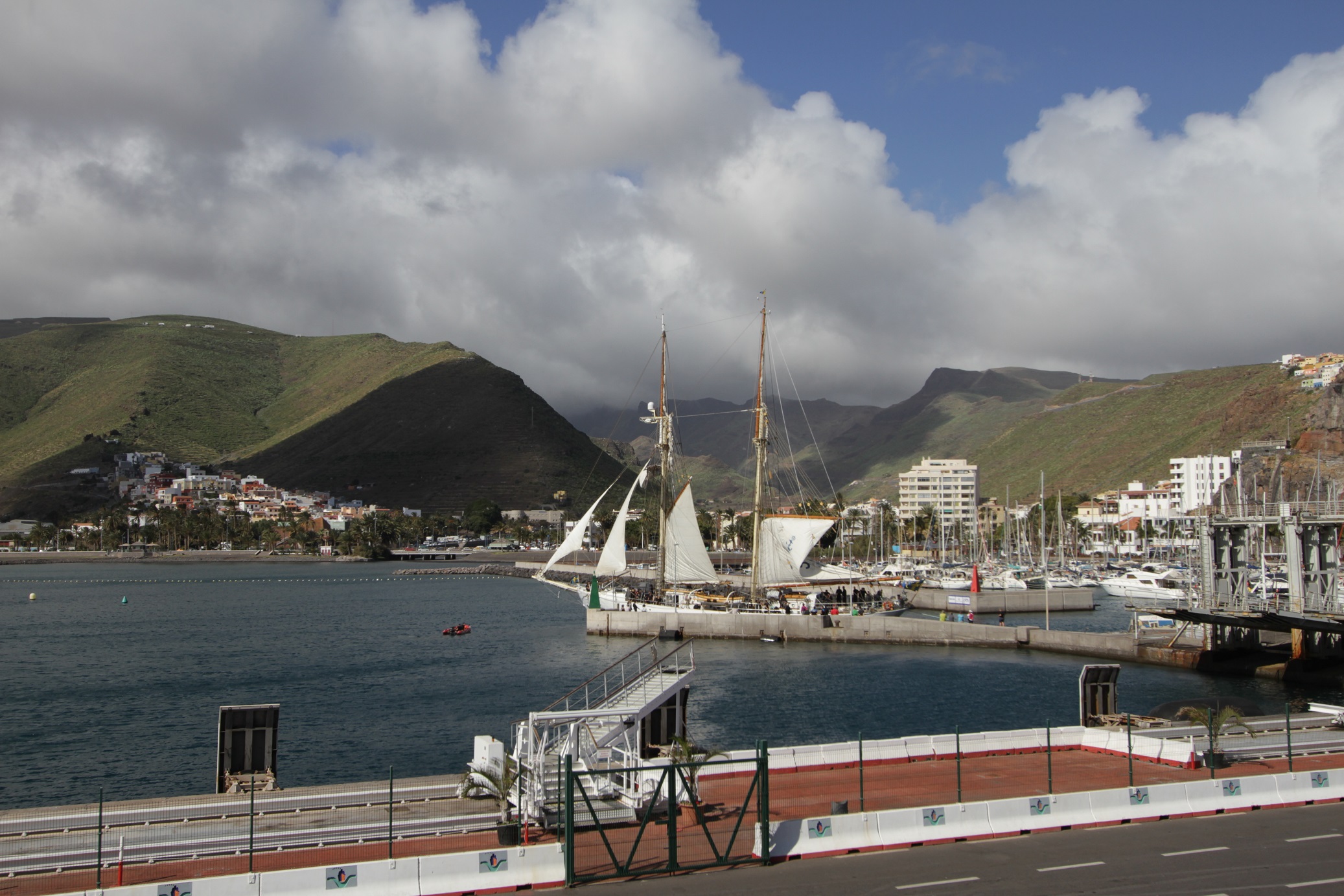 san-sebastian-la-gomera-der-hafen.JPG